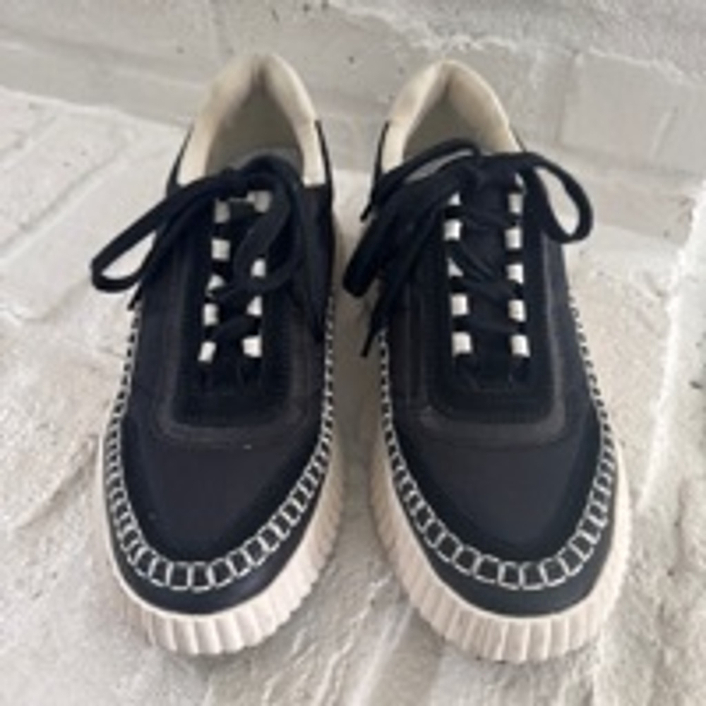 Women's Dolce Vita Sneakers Size 8.5 Black and Cream